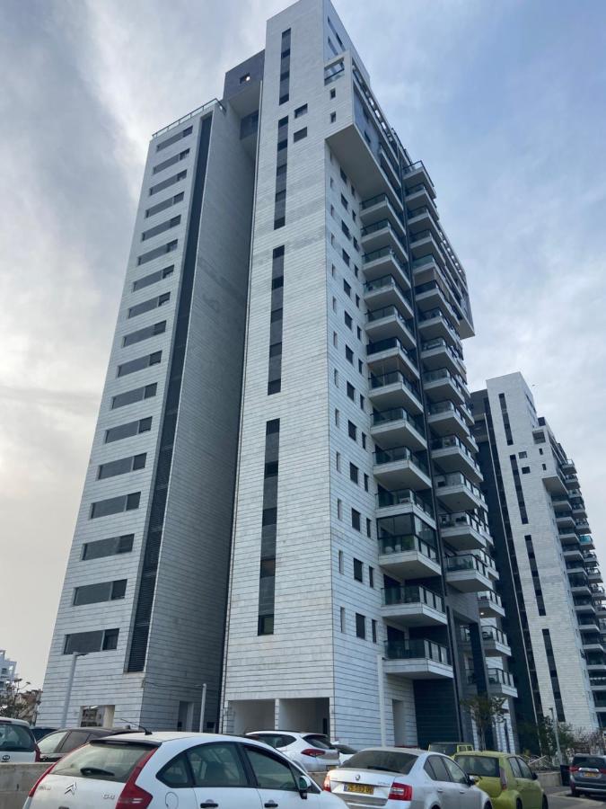 Beauty Apartment 3 Rooms Wi-Fi Netanya Luaran gambar