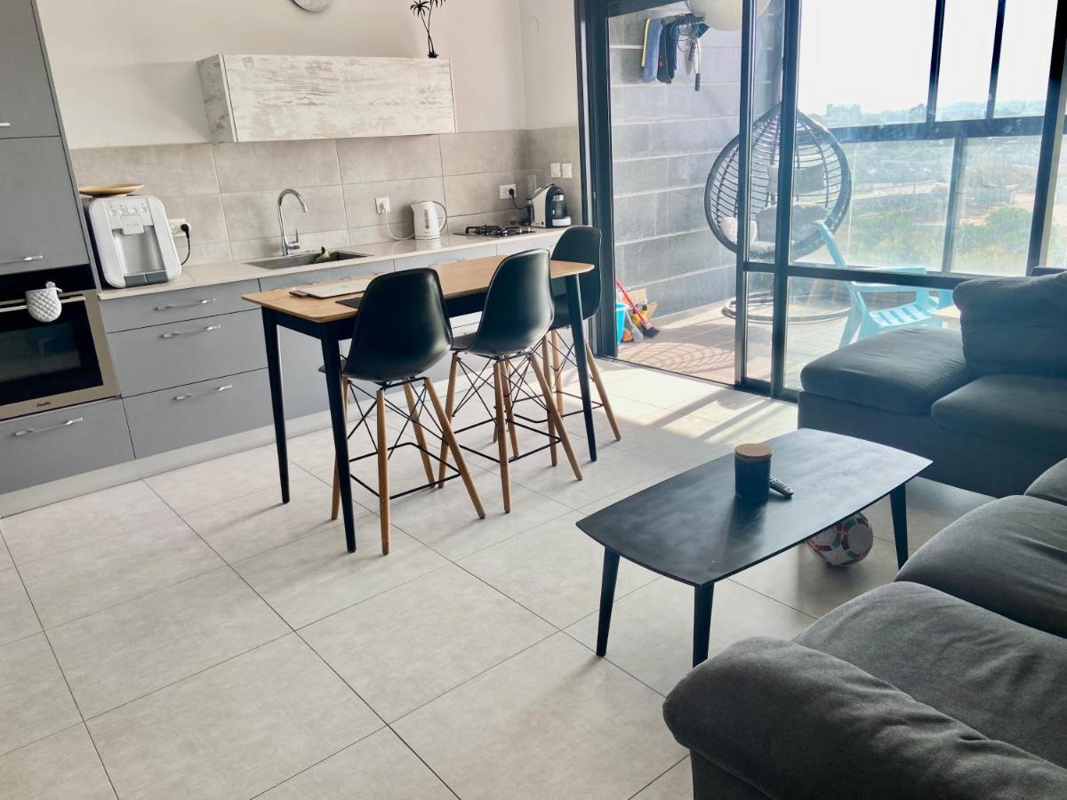 Beauty Apartment 3 Rooms Wi-Fi Netanya Luaran gambar