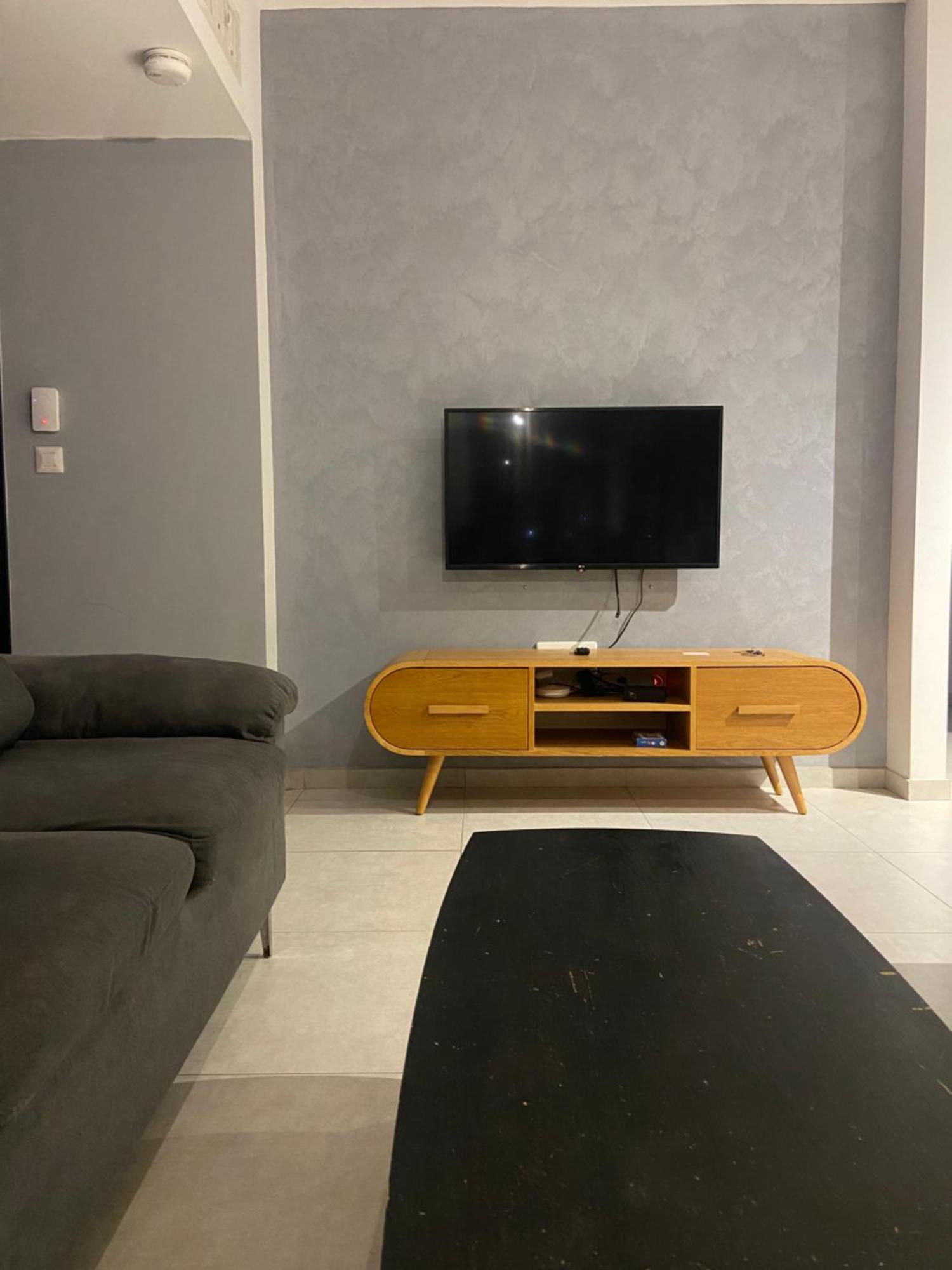 Beauty Apartment 3 Rooms Wi-Fi Netanya Luaran gambar